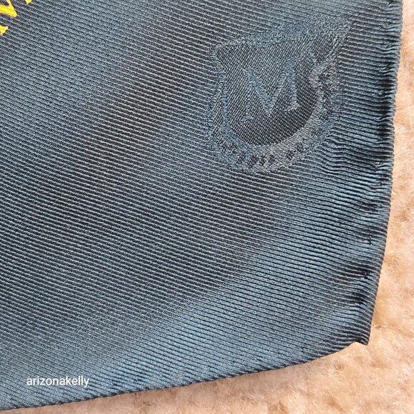 Mikimoto Silk Scarf in Perfect Condition Rare - Picture 7 of 9
